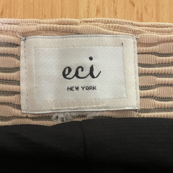 eci New York Elegant Tan Women's Skirt size medium ? See measurements - Picture 4 of 4